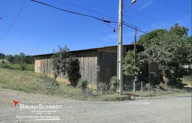 Imagem 2: Terreno de esquina com Barracão