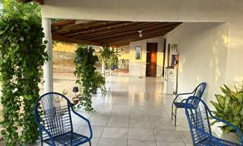 Imagem 5: Casa com amplo terreno localizada no distrito de carrapato em Paramoti CE