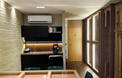 Imagem 6: Sala Montada no Vértice Empresarial Enseada do Sua