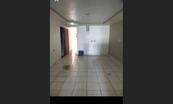 Imagem: Prédio com 3 andares na cidade de Corretes