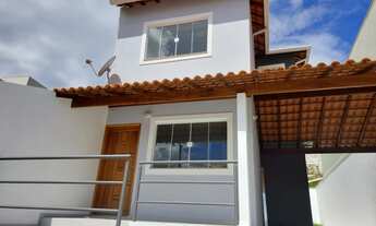 Imagem 7: Casa moderna construída recentemente !