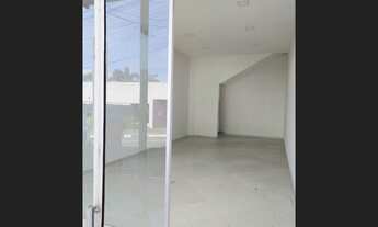 Imagem: Ponto Comercial em frente ao Memorial da