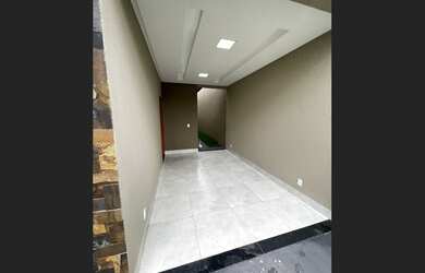 Imagem 3: Casa com 2 Quartos sendo um suíte, à Venda, St. Jardim Florença