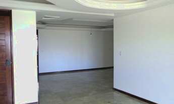 Imagem 2: Apartamento com vista para o mar, armários e piscina