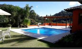 Imagem 5: Luxuosa Casa com 4 dormitórios - venda ou aluguel - Pedro do Rio - Petrópolis/RJ