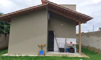 Imagem 5: Casa em lote de 300 m², no centro de Azurita - MG