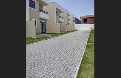 Imagem 4: VENDO CASA SOLTA 4/4 EM CONDOMINIO EM ABRANTES