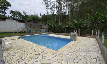 Imagem 2: Sítio à Venda em Juquitiba SP com 26.000m2, piscina e lago!