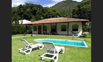 Imagem: Casa de Condomínio com 5 Quartos à venda