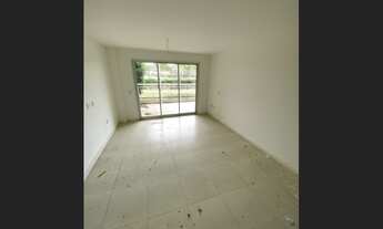 Imagem 2: Golf Ville térreo no Porto das Dunas, com 3 quartos, 2 vagas de garagem, varanda, lazer