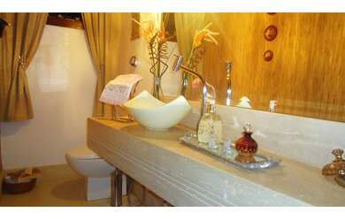 Imagem 4: Sobrado Triplex com 07 quartos de 496m² no Condomínio Aldeia do Vale