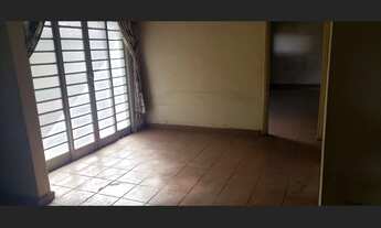 Imagem 5: Vende-se imóvel no centro de Guararapes