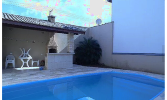 Imagem 2: Casa 03 Dormitorios, Com Piscina 250 Metros Do Mar!