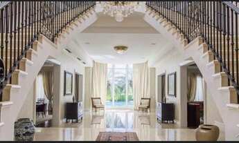 Imagem 2: Mansão em Condomínio Fechado- Semi mobiliada