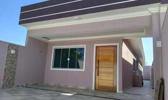 Imagem: CASA A VENDA COM 3 QUARTOS SENDO 2 SUÍTES