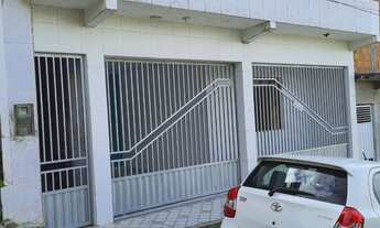 Imagem: Vende-se casa com 3 quartos em São Miguel