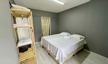 Imagem 6: Vendo amplo quarto e sala mobiliado em ponta verde