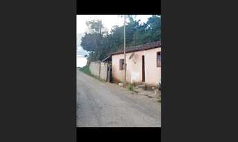 Imagem 3: Casa com meio lote