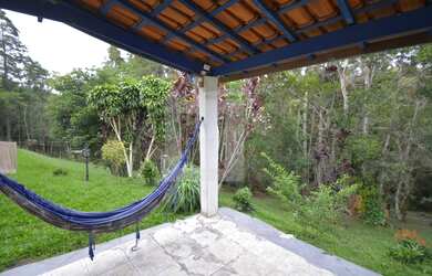 Imagem 4: Chácara à Venda em Juquitiba SP com 5.265 m2, casa, piscina e casa caseiro!