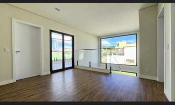 Imagem 5: ???? SOBRADO COM 4 SUÍTES