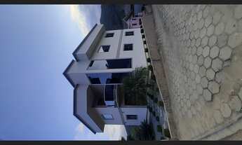 Imagem 7: Linda casas e galpao