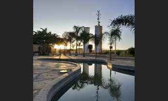 Imagem: Lindo lote plano em condomínio fechado