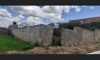 Imagem: Terreno a venda bem localizado - Garanhuns