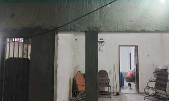 Imagem 2: Casa vende Casa com 5 dormitórios