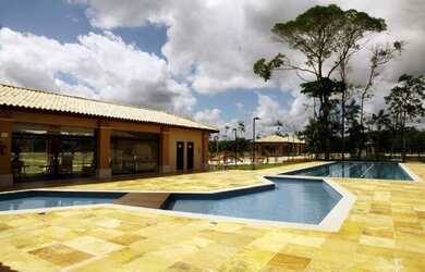 Imagem 6: Lote de esquina no Condomínio Jardins Coimbra