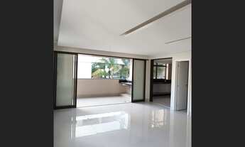 Imagem 7: Montes Claros/MG - Apartamento à Venda com 4 quartos, 5 banheiros, 2 vagas e 295m²