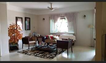 Imagem 2: Sobrado em condomínio com 5 quartos