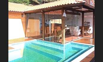 Imagem 3: Casa com 05 dormitórios em Itaipava (Vale do Cuiaba) - Petrópolis/RJ