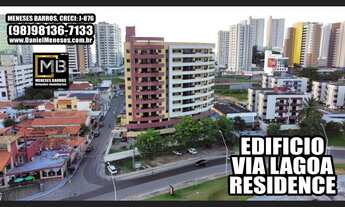 Imagem: Elegância e Conforto à Beira da Lagoa