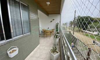 Imagem 3: Apartamento mobiliado à 50mts da lagoa, 2 quartos, suíte, sacada, garagem