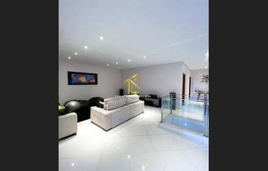 Imagem 4: Lindíssima casa trilplex em Guaranhuns em Vila Velha - ES