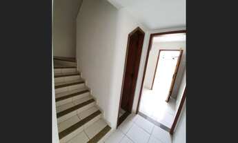 Imagem 4: Casa 2 quartos na Trindade + quintal + garagem