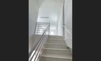 Imagem 5: Prédio Comercial com Pavimento Térreo e Primeiro andar na Principal de Mangabeira