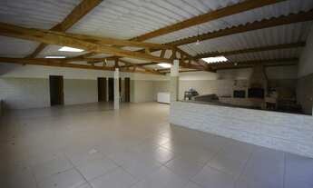 Imagem 7: Sítio à Venda em Juquitiba SP com bela casa, salão e piscina