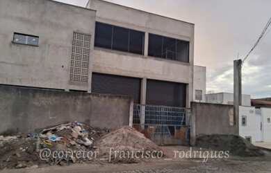 Imagem 5: LOCAÇÃO-PRÓXIMO À AV. NOIDE CERQUEIRA. AVENIDA DE CONTORNO