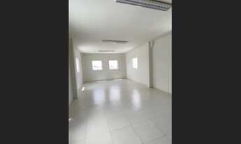 Imagem 2: Prédio Comercial com Pavimento Térreo e Primeiro andar na Principal de Mangabeira