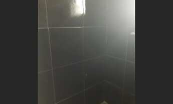 Imagem 2: Vendo terreno com duas casas