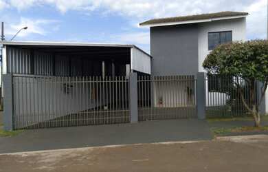 Imagem 2: Sobrado no Jardim Europa em Campo Mourão com 3 quartos