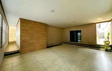 Imagem 7: Venda- Belíssima Casa Térrea no Conj. Dom Pedro 1