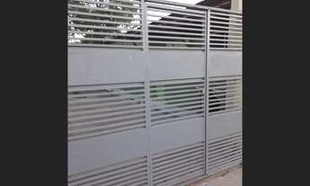 Imagem: Vendo terreno com duas casas