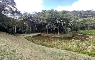 Imagem 3: Sítio à Venda em Juquitiba SP com 40.000 m2, casa, lago e nascentes!