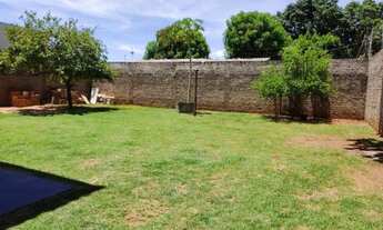 Imagem 4: Linda casa 2/4 Casa com 2 dormitórios