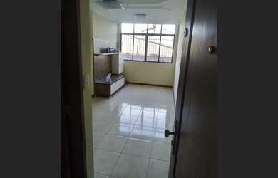 Imagem 2: Vendo Apartamento – Edifício IP Amarelo