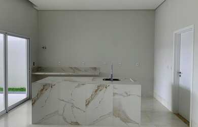 Imagem 6: Imóvel de alto padrão com òtima localização