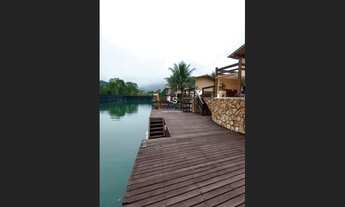 Imagem 2: Casa com 7 Suítes para Temporada no Condomínio Porto Bracuhy, Angra dos Reis