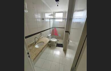 Imagem 7: CÓD.:1-613 – 2 apts por andar; 4/4 por R$ 330 mil no Condomínio Edifício Florença